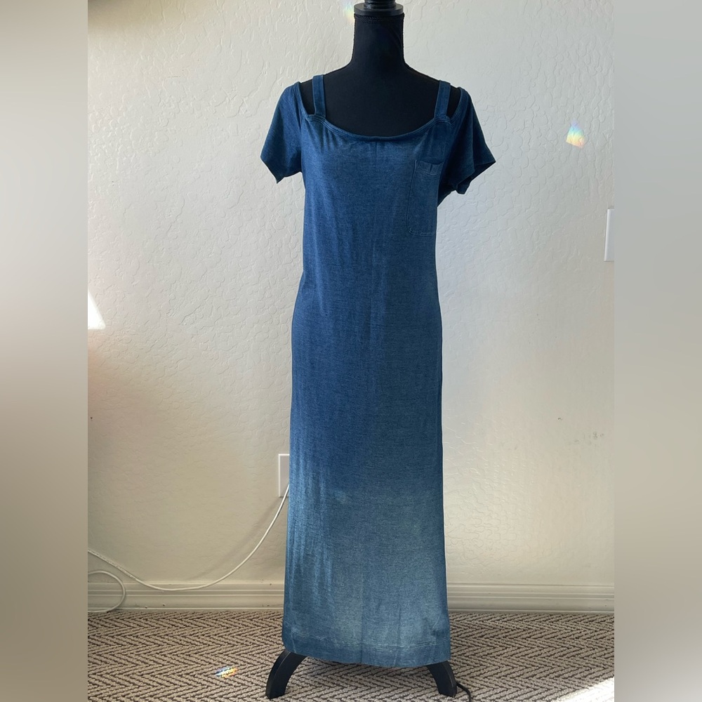 Maxi off shoulder dress with front pocket
